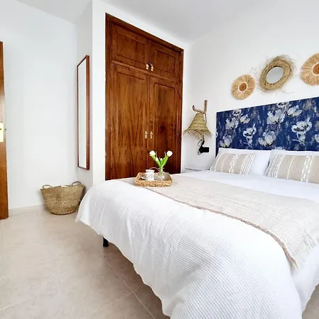 아파트 Lovely In Molino Blanco Near The Sea Bella 또레비에하