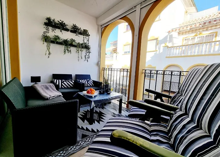 Lovely In Molino Blanco Near The Sea Bella * Torrevieja